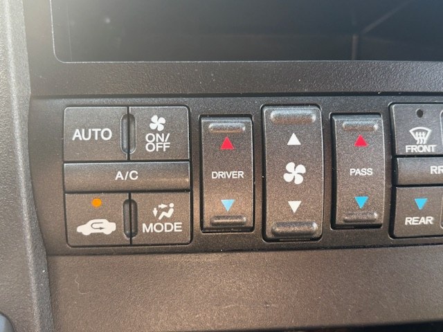 Photo 22 of this HONDA PILOT