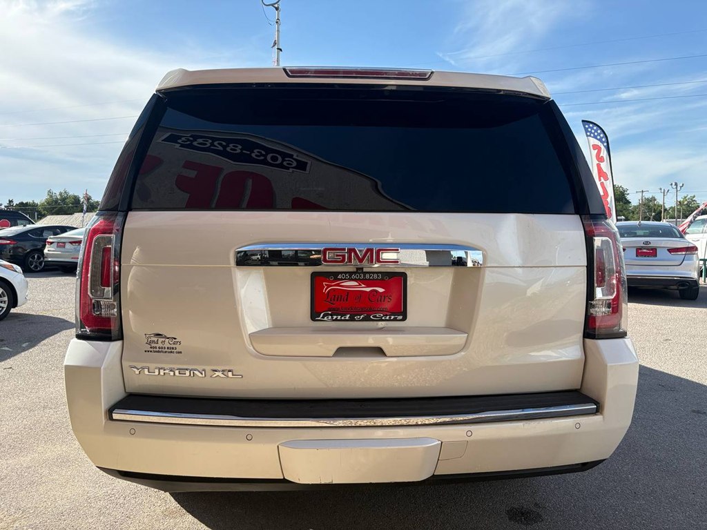 Photo 42 of this GMC YUKON XL