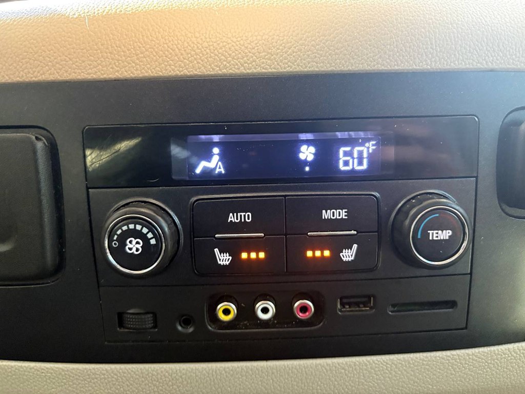 Photo 34 of this GMC YUKON XL