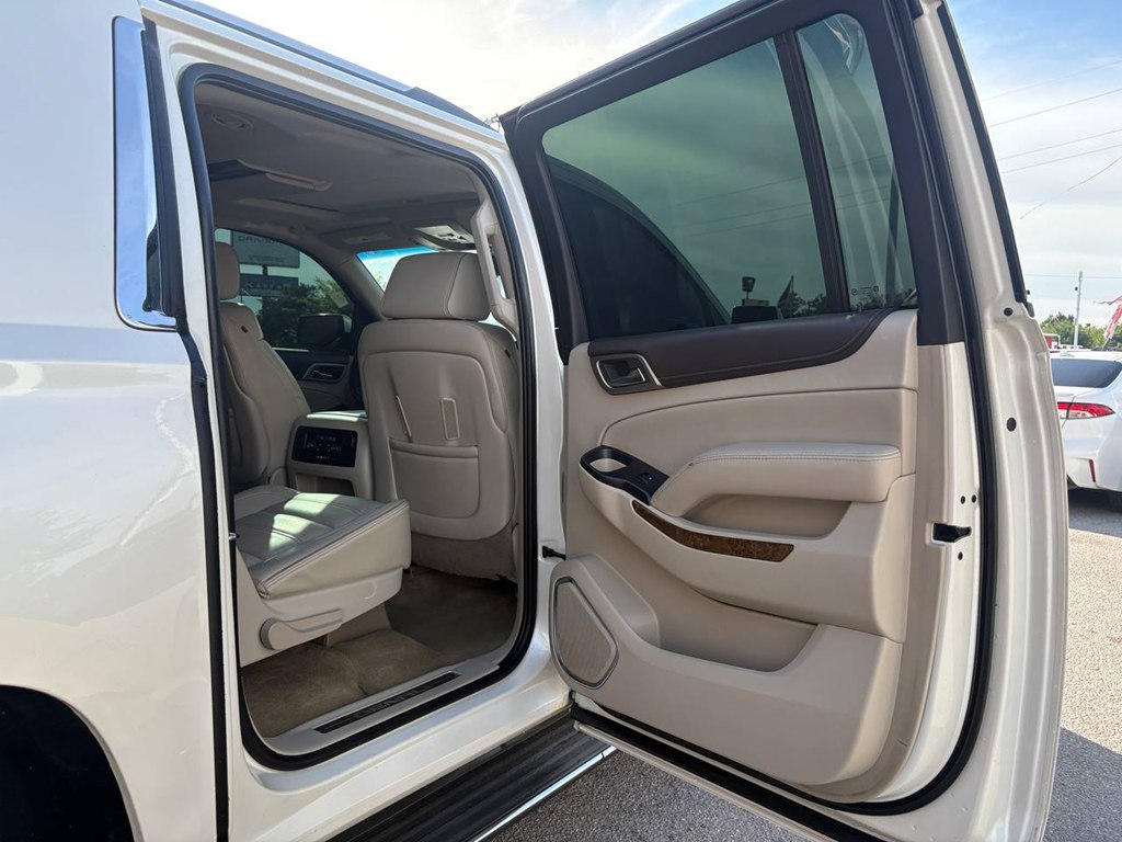 Photo 11 of this GMC YUKON XL