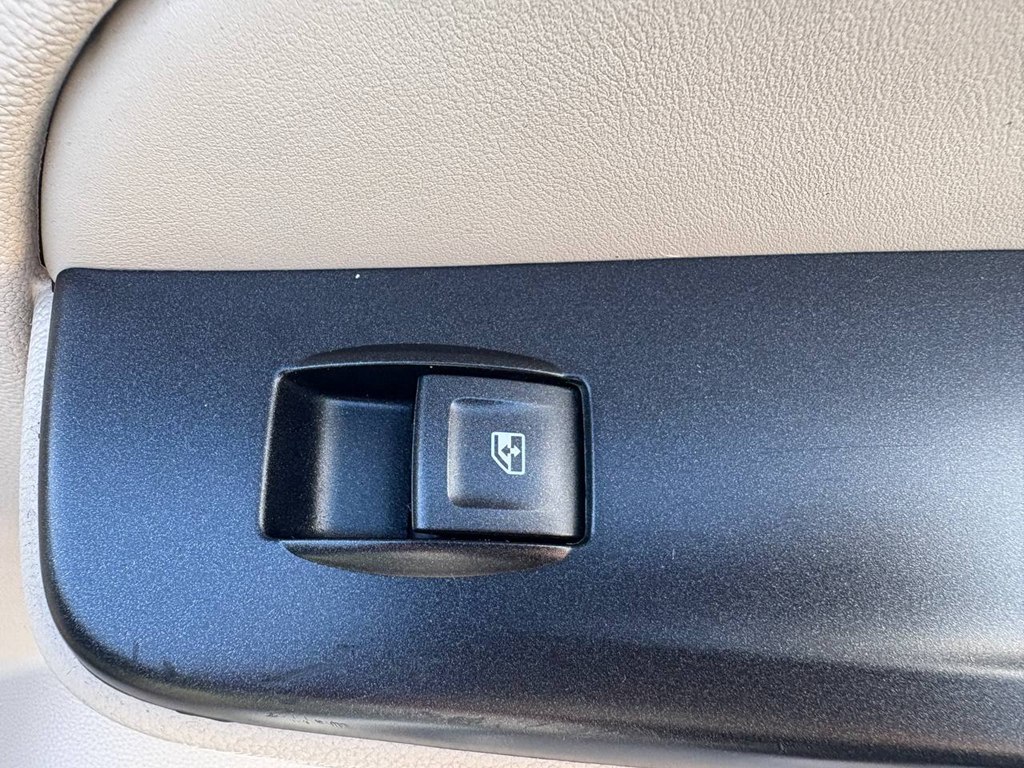 Photo 7 of this GMC YUKON XL