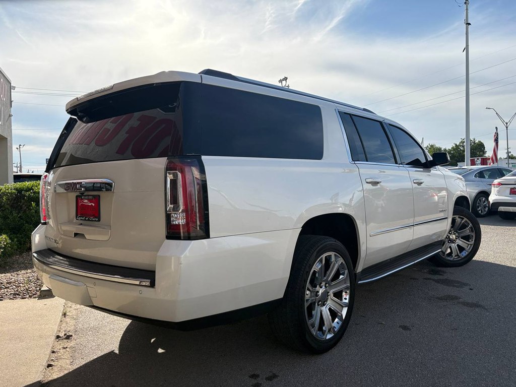 Photo 4 of this GMC YUKON XL