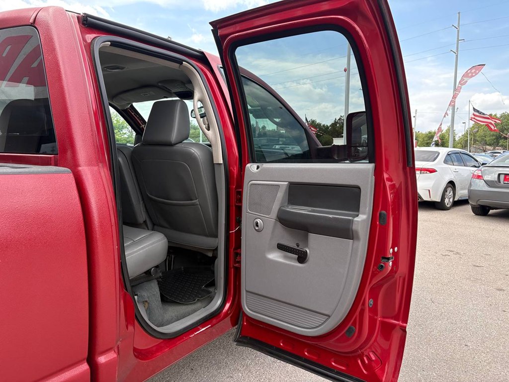 Photo 10 of this DODGE RAM 1500