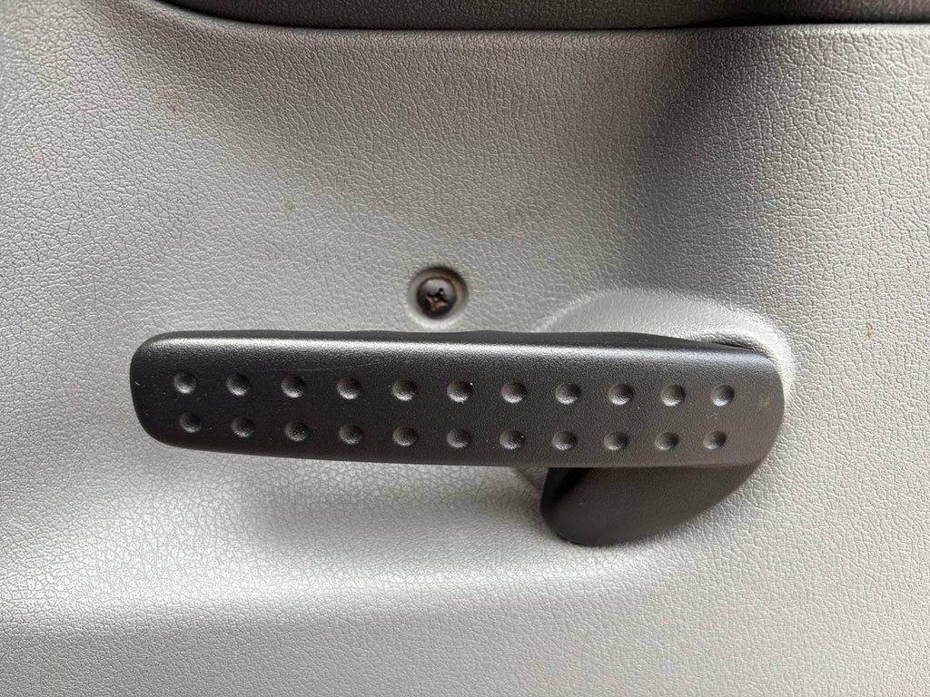 Photo 11 of this DODGE RAM 1500