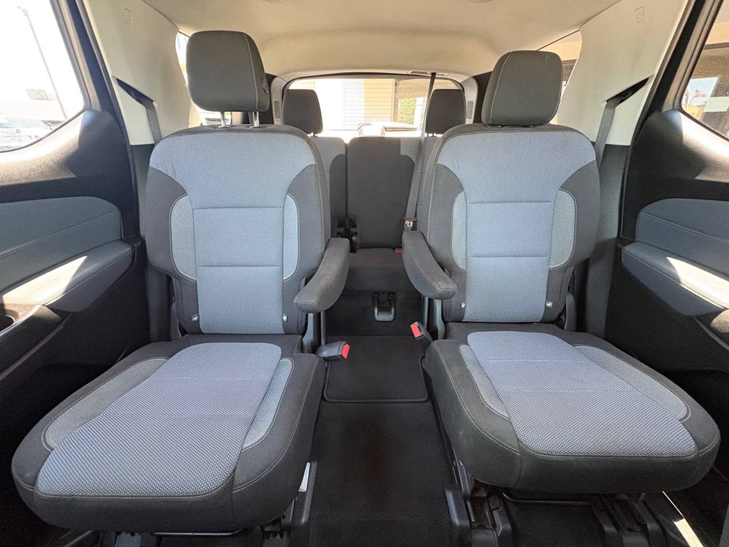Photo 30 of this CHEVROLET TRAVERSE