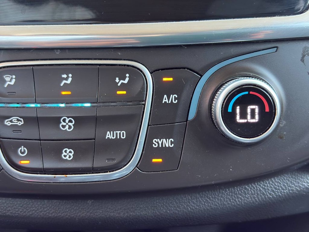 Photo 27 of this CHEVROLET TRAVERSE
