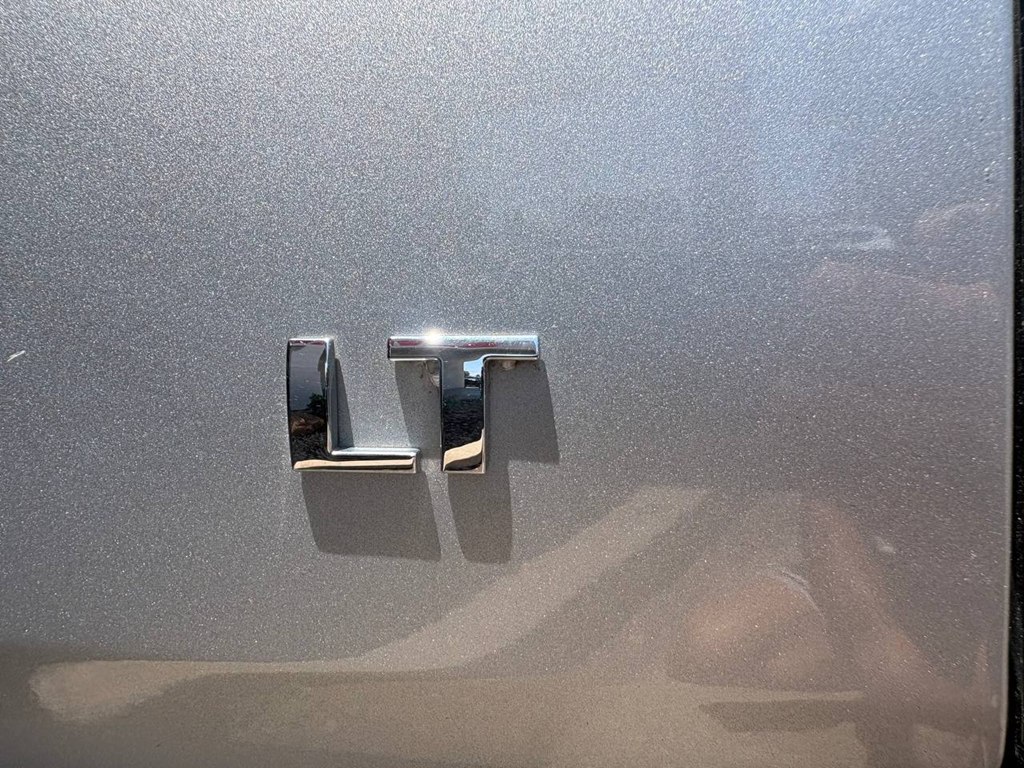 Photo 40 of this CHEVROLET TRAVERSE
