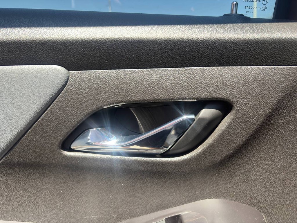 Photo 15 of this CHEVROLET TRAVERSE