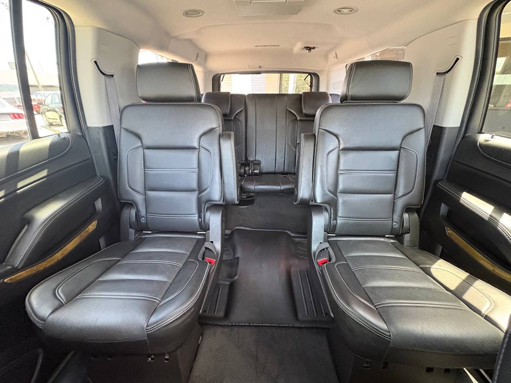 Photo 35 of this GMC YUKON XL