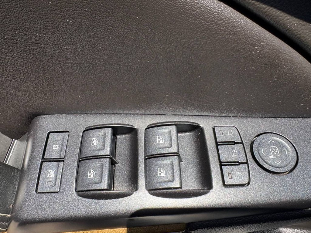 Photo 19 of this GMC YUKON XL