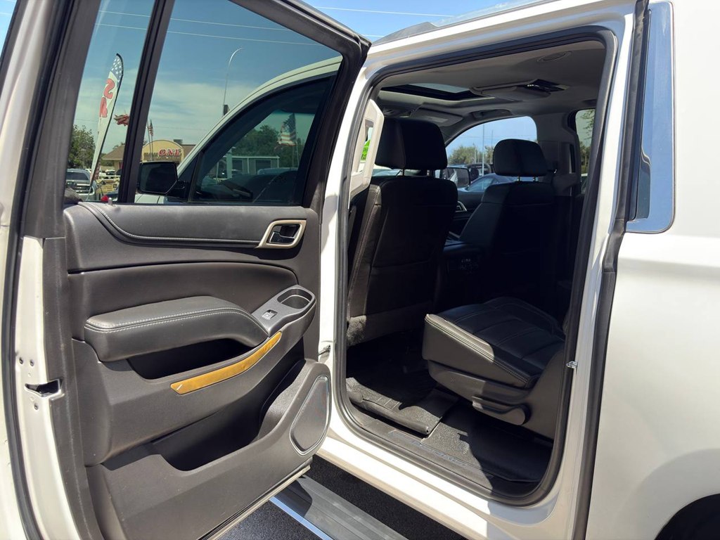 Photo 14 of this GMC YUKON XL