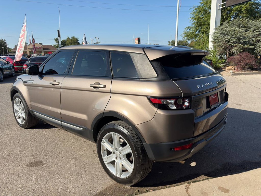 Photo 53 of this LAND ROVER RANGE ROVER EVO