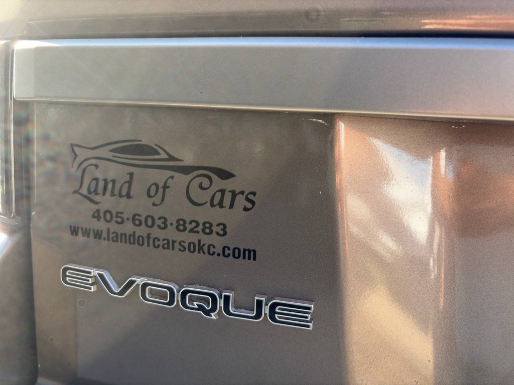 Photo 50 of this LAND ROVER RANGE ROVER EVO
