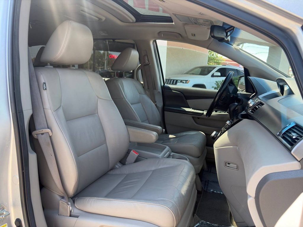 Photo 9 of this HONDA ODYSSEY