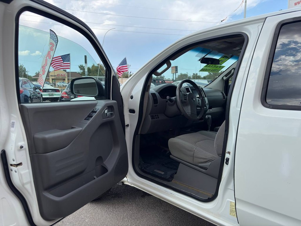 Photo 14 of this NISSAN FRONTIER