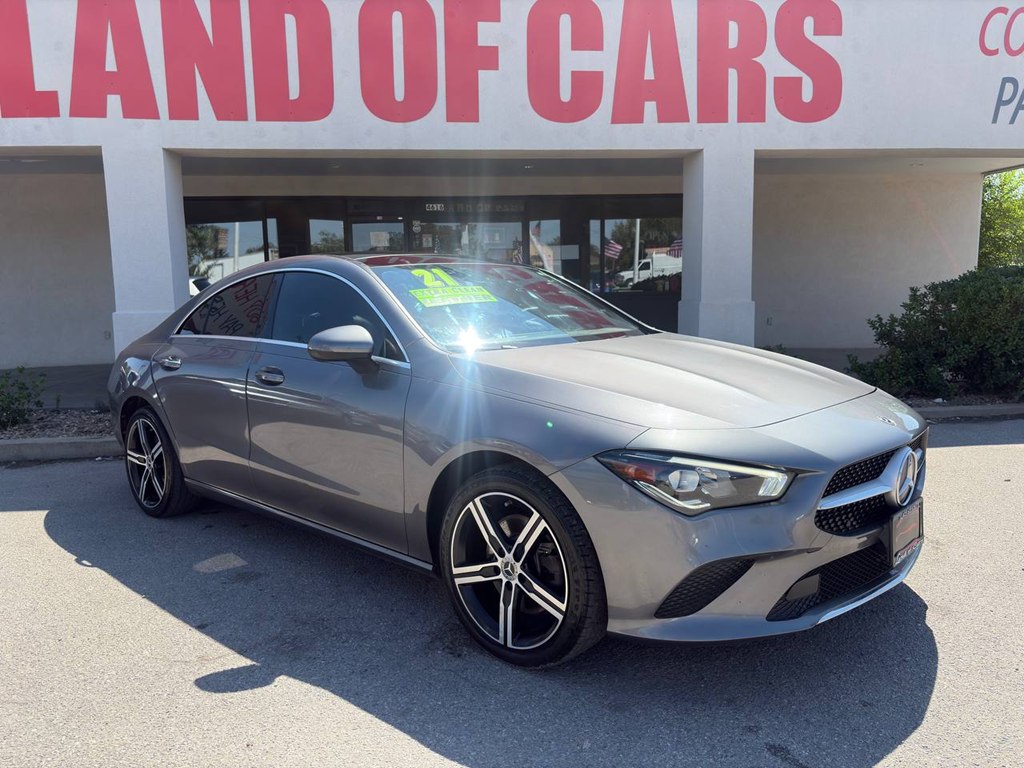 Photo 38 of this MERCEDES-BENZ CLA