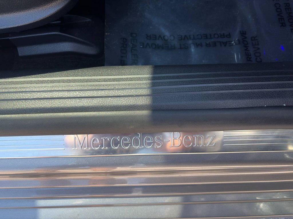 Photo 9 of this MERCEDES-BENZ CLA