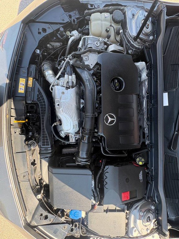 Photo 36 of this MERCEDES-BENZ CLA