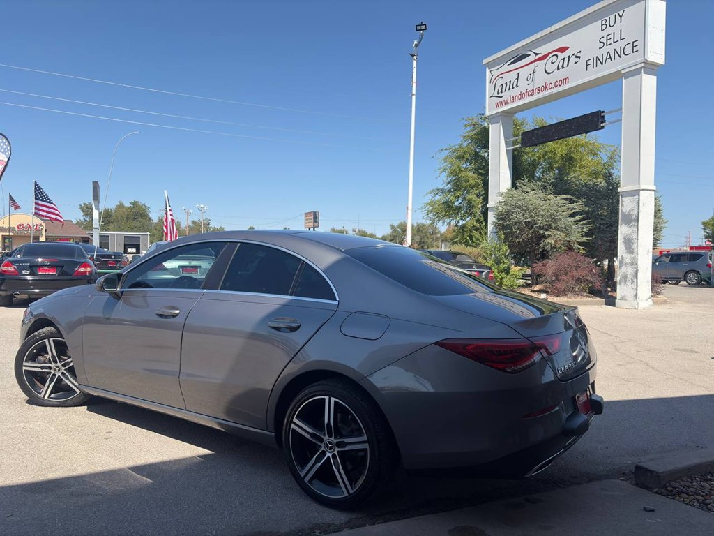 Photo 2 of this MERCEDES-BENZ CLA