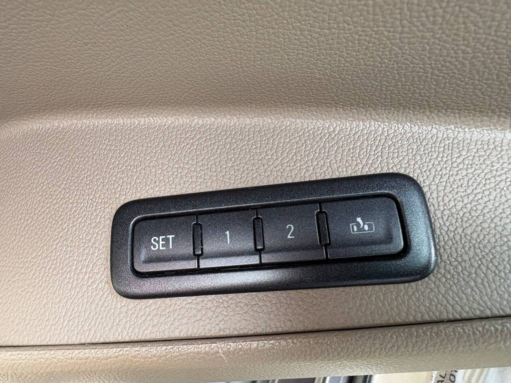 Photo 18 of this CHEVROLET SUBURBAN