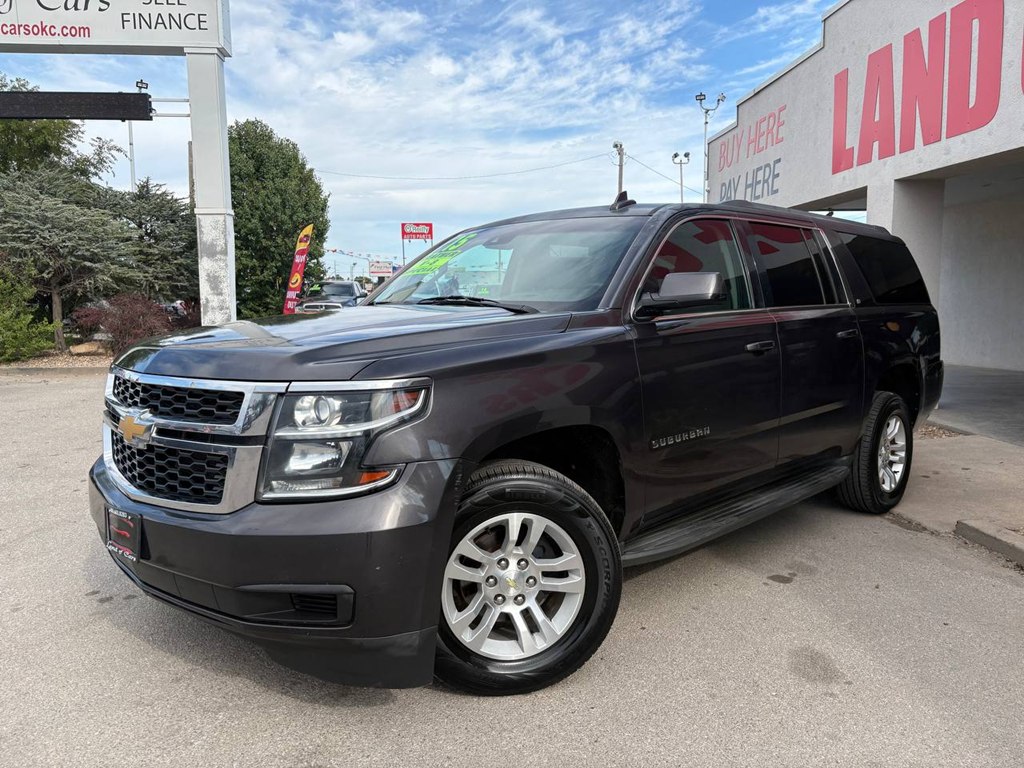 Photo 3 of this CHEVROLET SUBURBAN