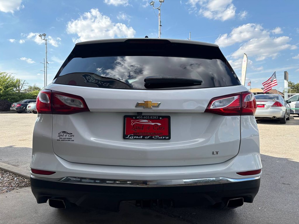 Photo 43 of this CHEVROLET EQUINOX