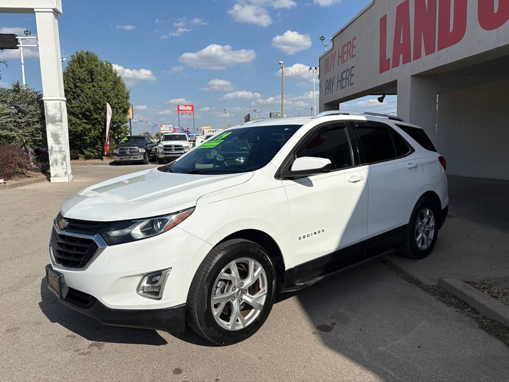 Photo 41 of this CHEVROLET EQUINOX