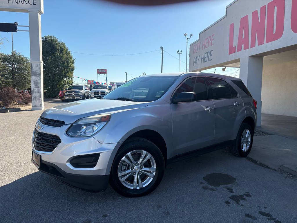 Photo 3 of this CHEVROLET EQUINOX