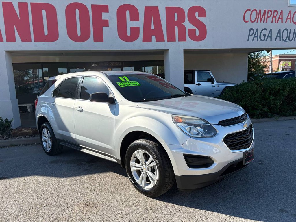 Photo 33 of this CHEVROLET EQUINOX