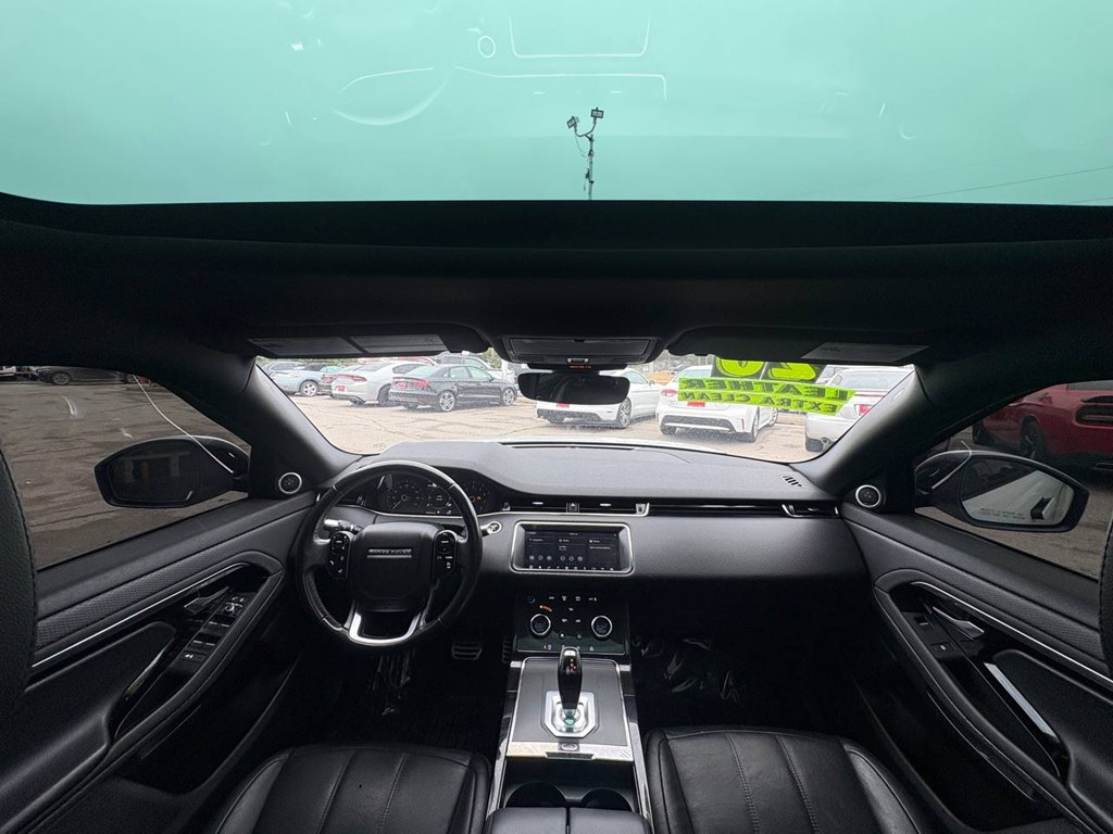 Photo 41 of this LAND ROVER RANGE ROVER EVO