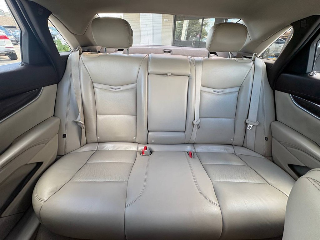 Photo 33 of this CADILLAC XTS