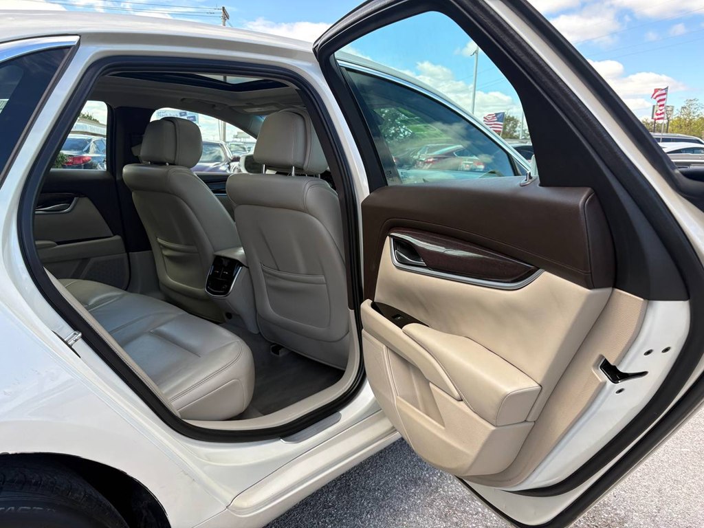 Photo 11 of this CADILLAC XTS