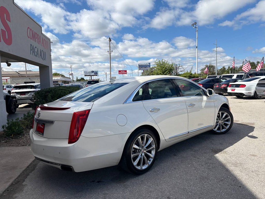 Photo 4 of this CADILLAC XTS