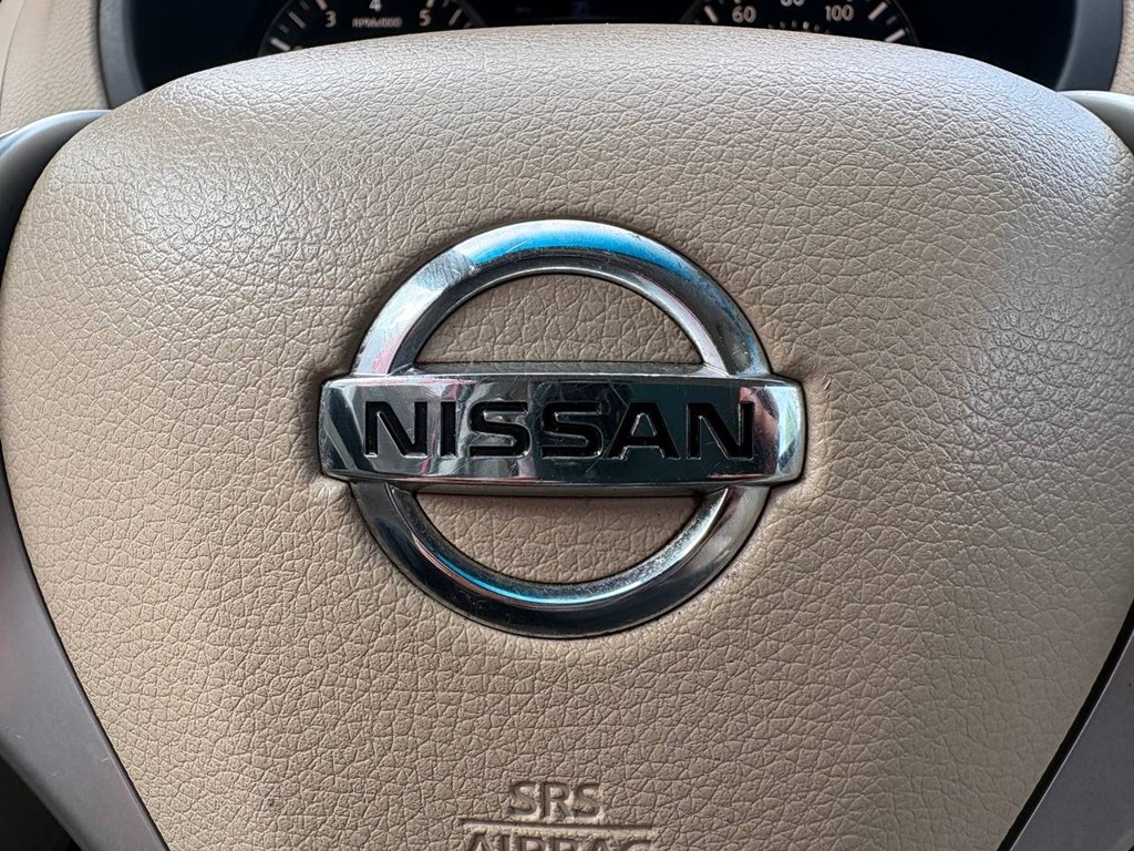 Photo 19 of this NISSAN ALTIMA