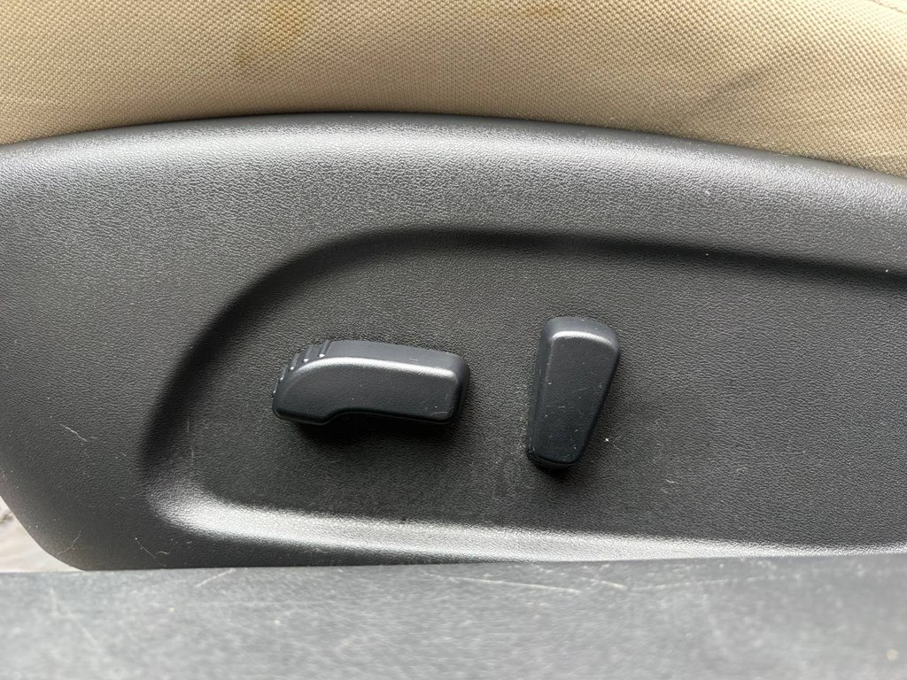 Photo 15 of this NISSAN ALTIMA