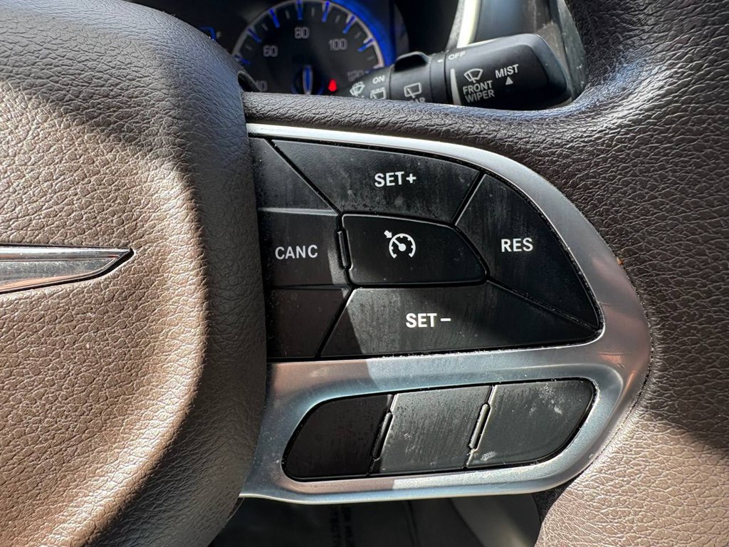 Photo 22 of this CHRYSLER PACIFICA