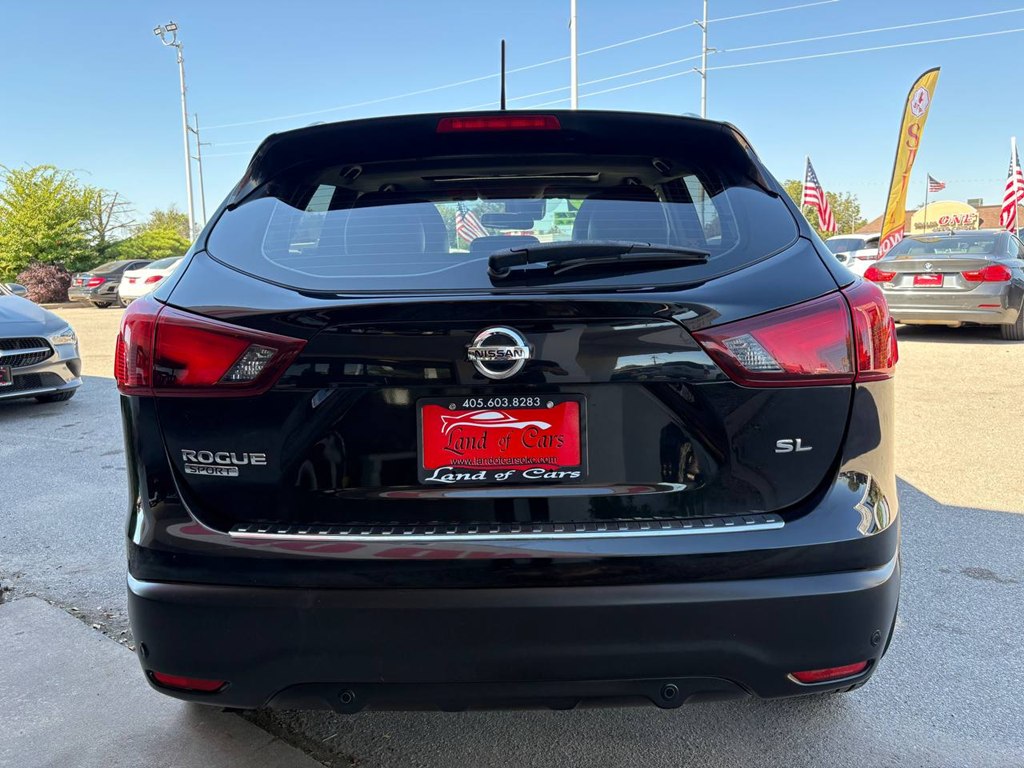 Photo 39 of this NISSAN ROGUE SPORT