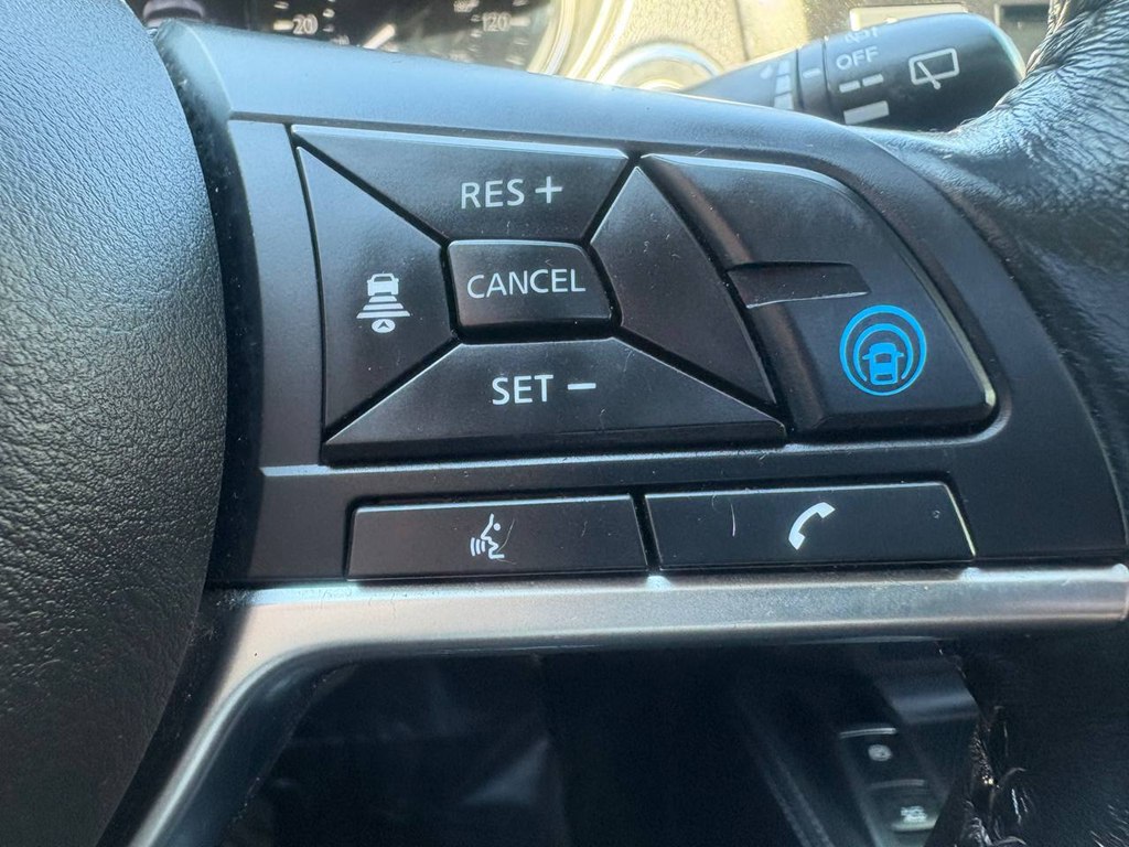 Photo 22 of this NISSAN ROGUE SPORT