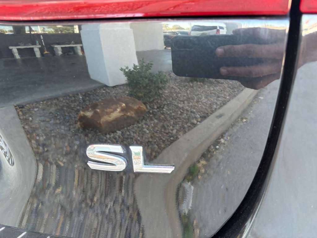 Photo 34 of this NISSAN ROGUE SPORT