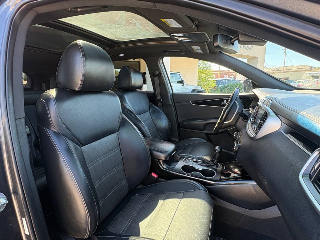 Photo 9 of this KIA SORENTO
