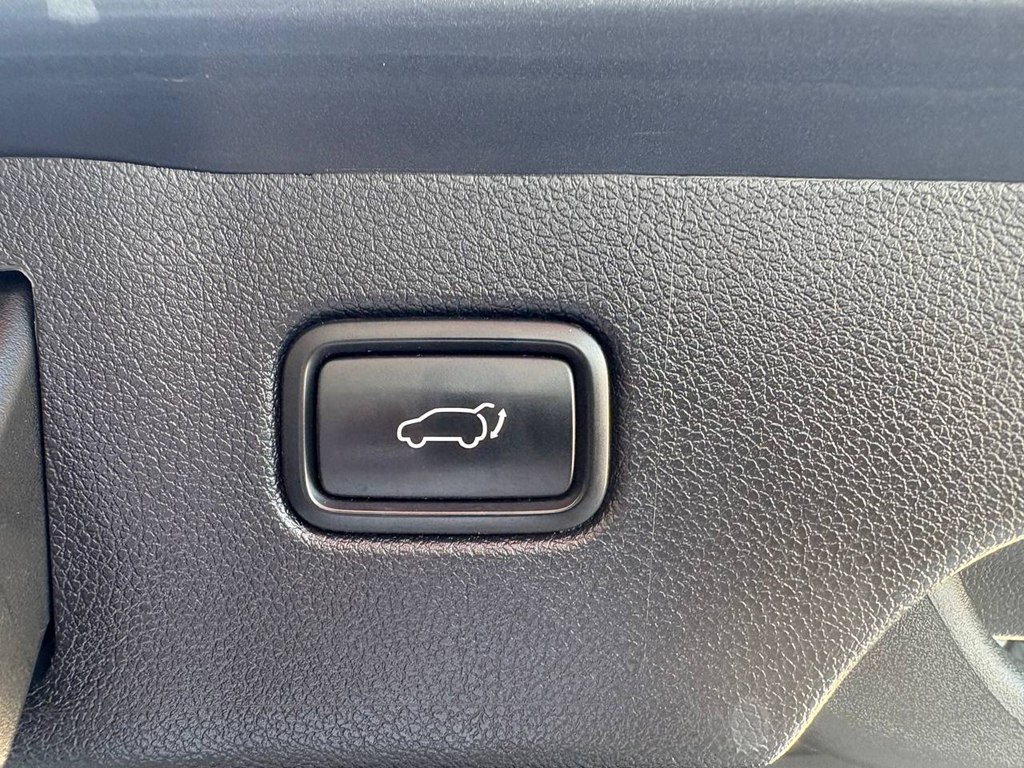 Photo 38 of this KIA SORENTO