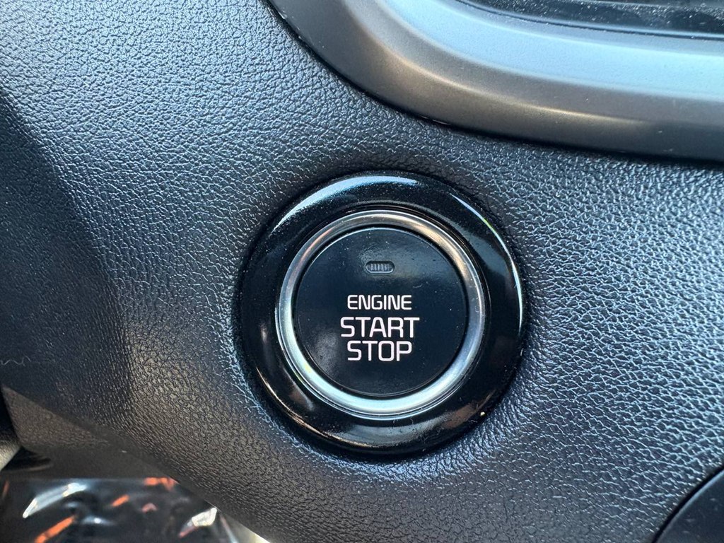 Photo 21 of this KIA SORENTO