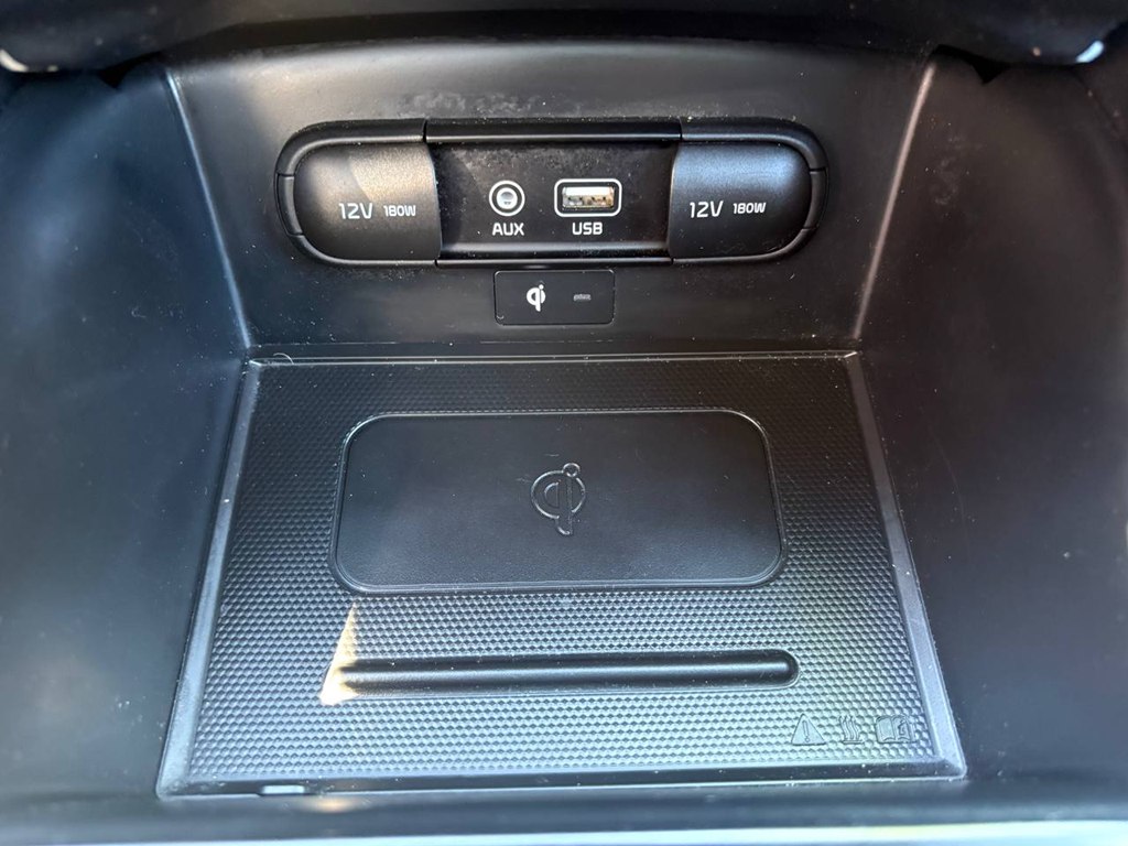 Photo 32 of this KIA SORENTO