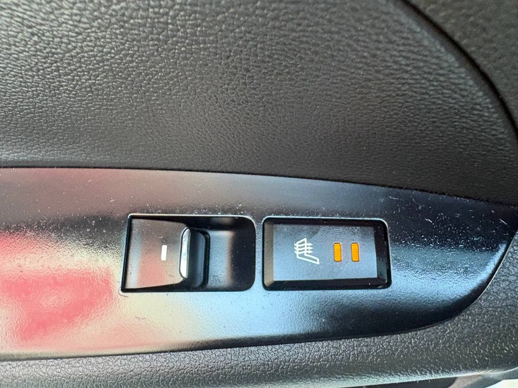 Photo 16 of this HYUNDAI TUCSON
