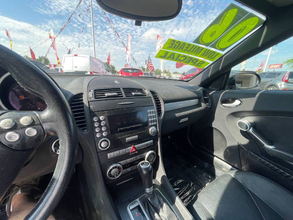Photo 10 of this MERCEDES-BENZ SLK