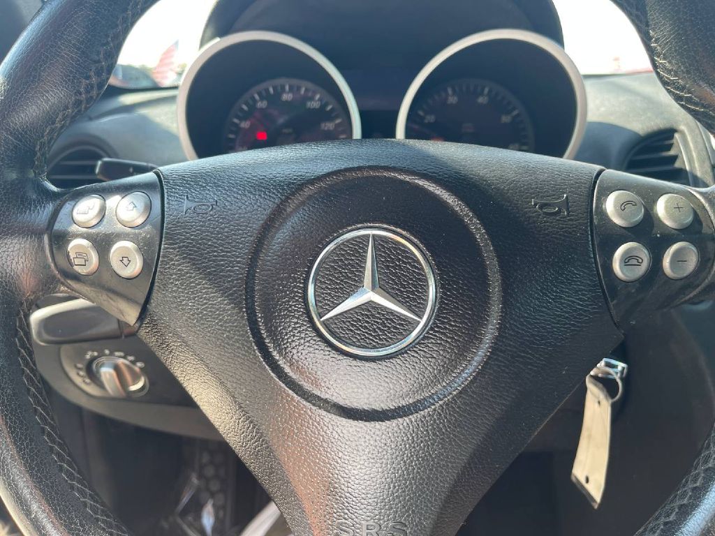 Photo 11 of this MERCEDES-BENZ SLK