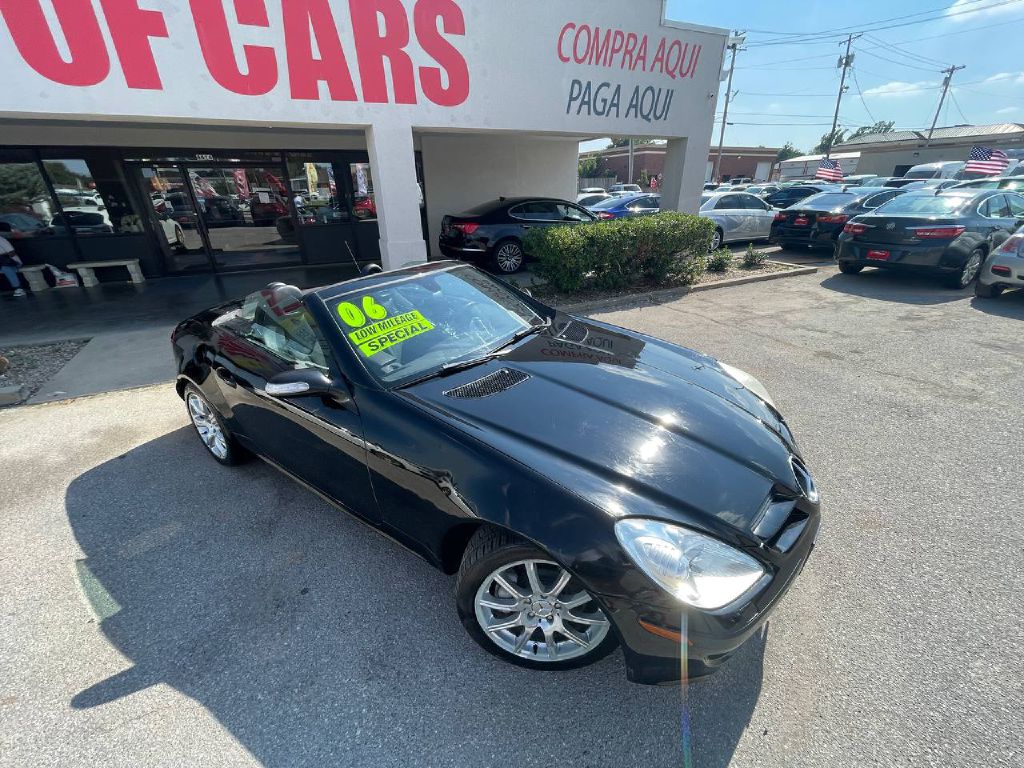 Photo 18 of this MERCEDES-BENZ SLK