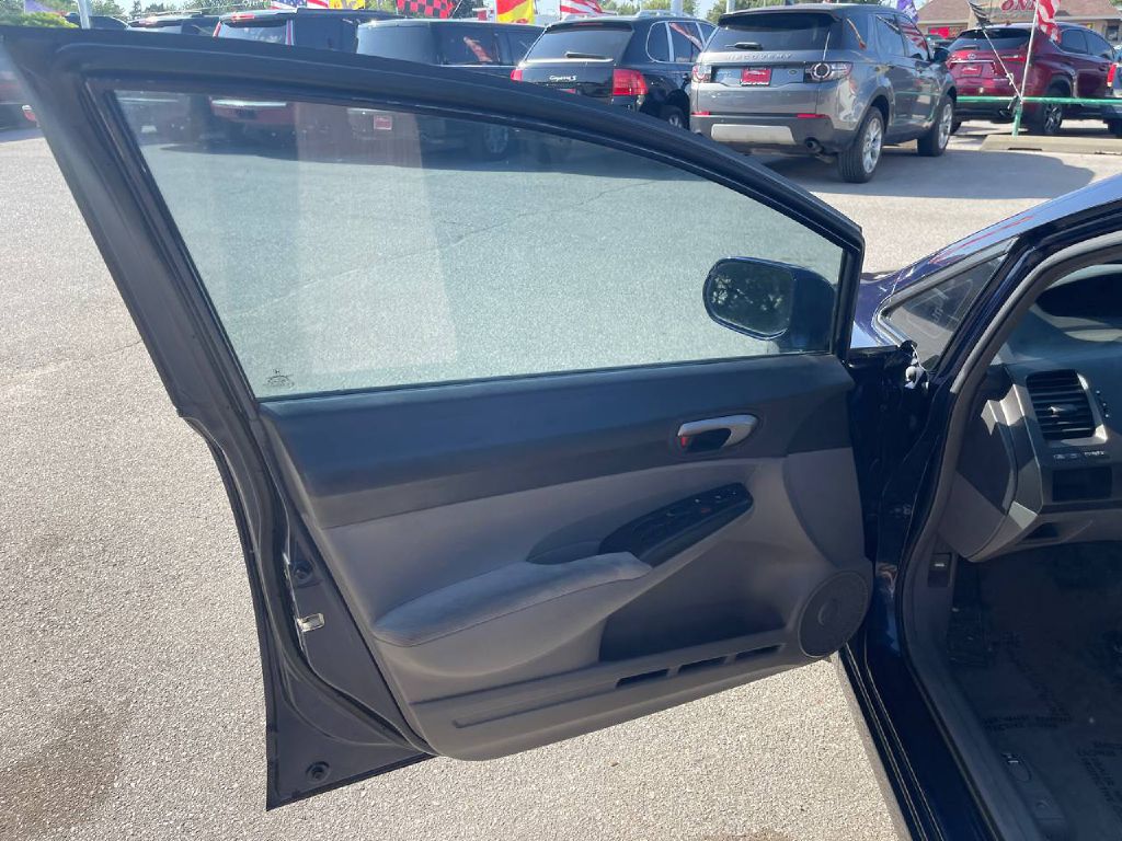 Photo 7 of this HONDA CIVIC