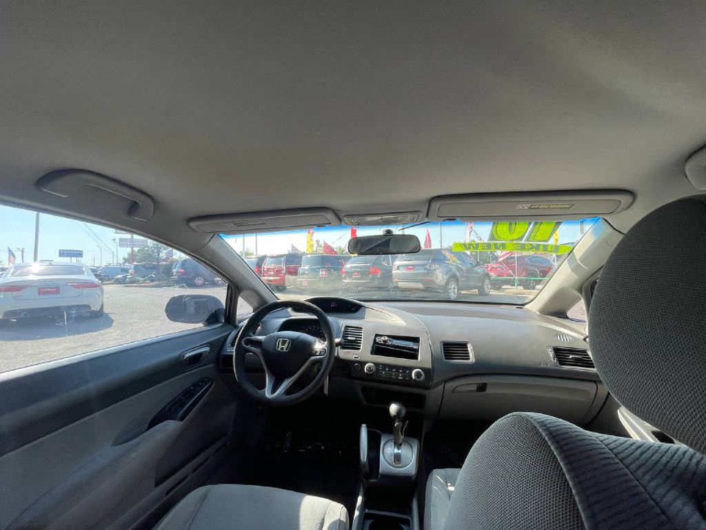 Photo 15 of this HONDA CIVIC