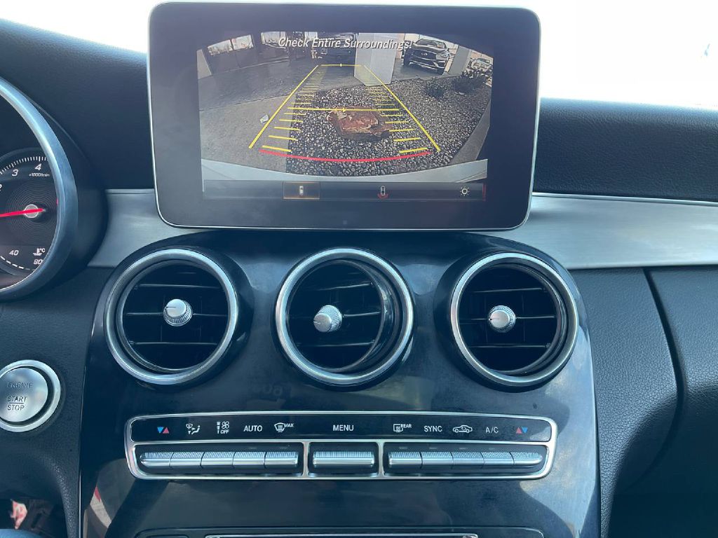 Photo 39 of this MERCEDES-BENZ C-CLASS
